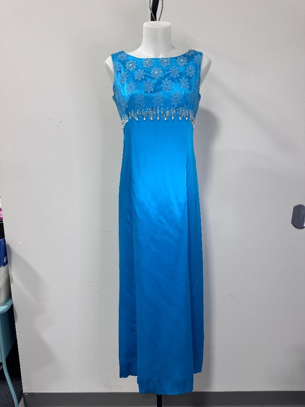 STUNNING vintage 1960s Cerulean blue evening gown